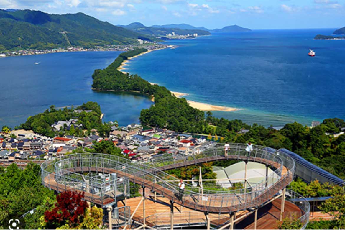 日本三景のひとつ、天然の芸術品「天橋立」