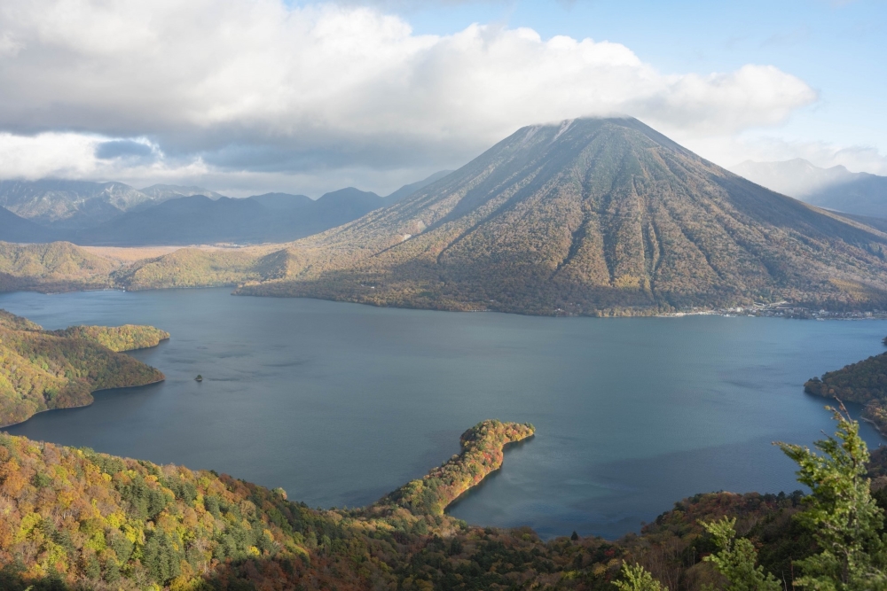 半月山展望台